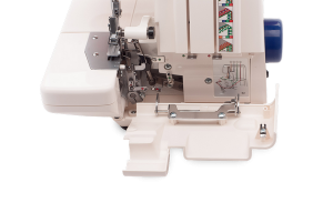 Оверлок MerryLock 010