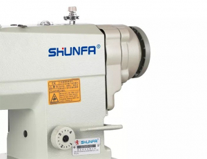 Высокоскоростная двухигольная швейная машина челночного стежка Shunfa SF875-5D для средних и тяжёлых тканей
