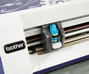Раскройный плоттер Brother CM 900 ScanNCut