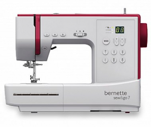 Компьютерная швейная машина Bernette Sew&go 7