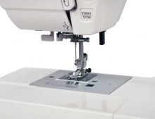 Компьютерная швейная машина Janome DC 3900